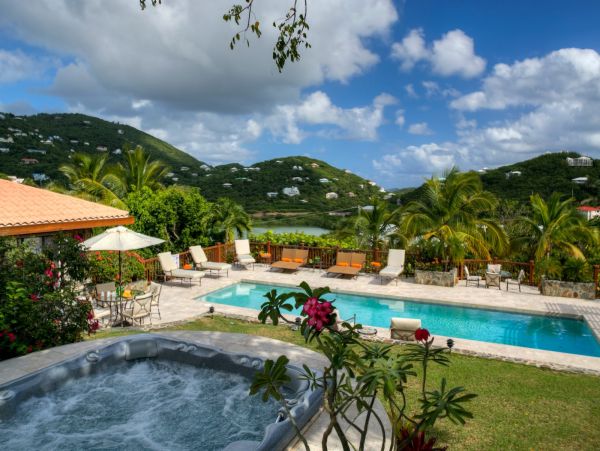 St. John Home 985803