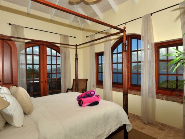 St. John Home 985804