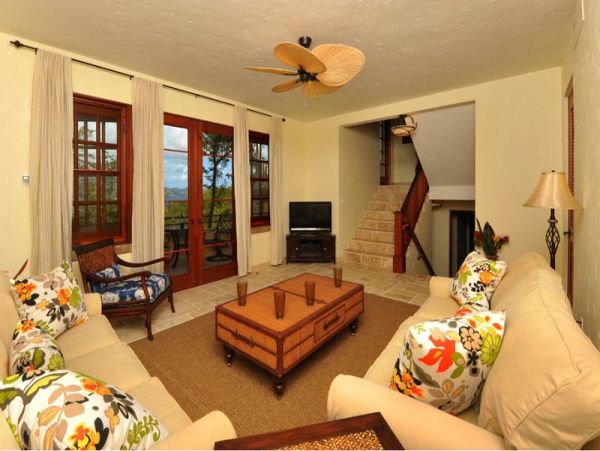 St. John Home 985804