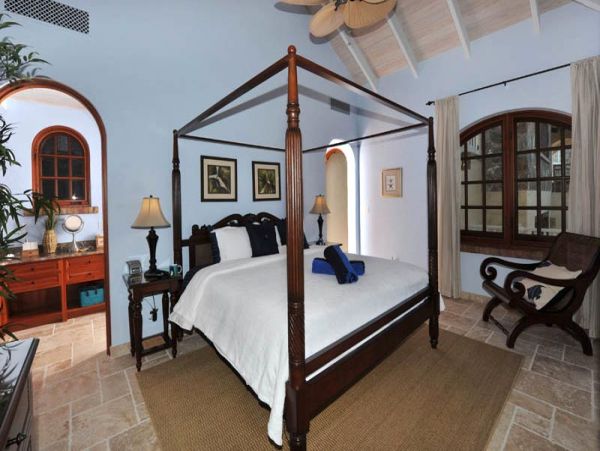 St. John Home 985804