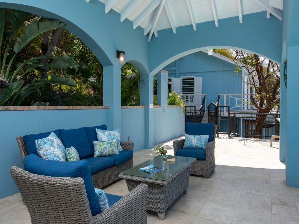 St. John Home 985805