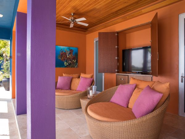 St. John Home 985807
