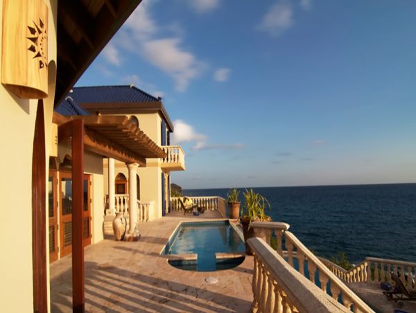 St. John Home 985808
