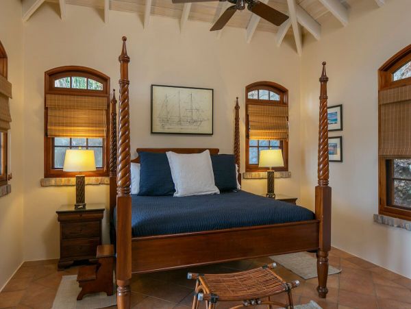 St. John Home 985809