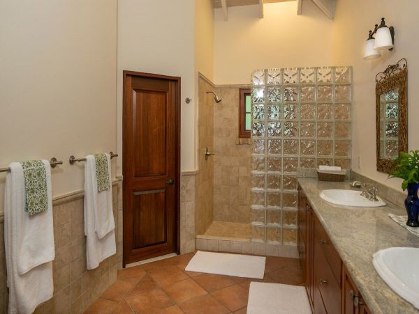 St. John Home 985809