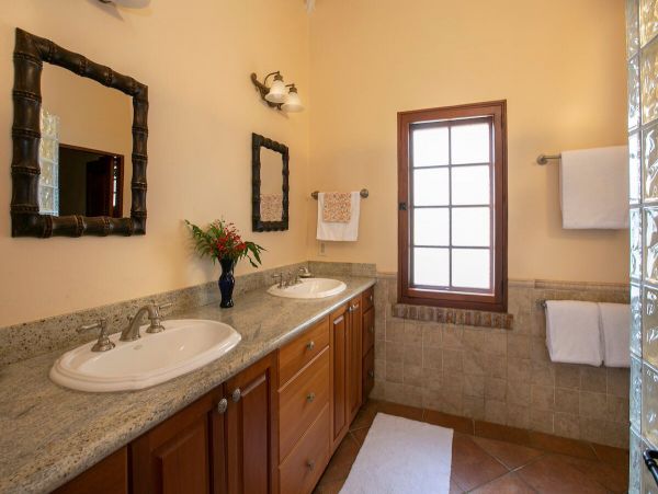 St. John Home 985809
