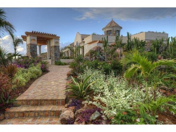 St. John Home 985810
