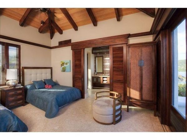 St. John Home 985810