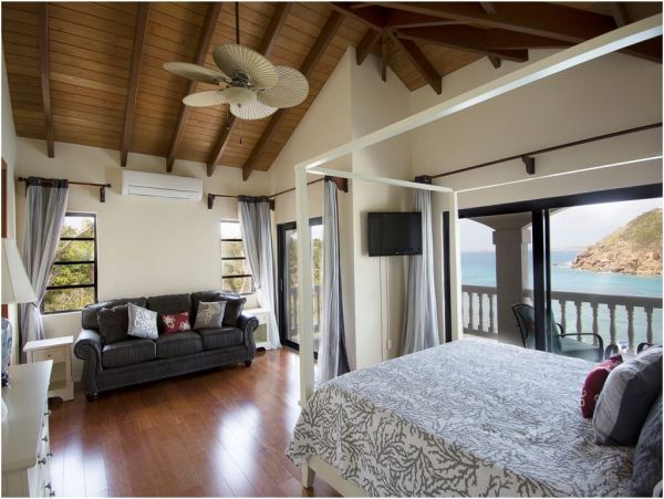 St. John Home 985811