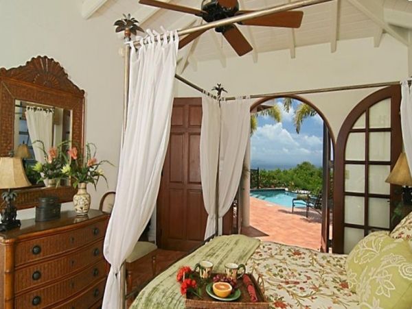 St. John Home 985812