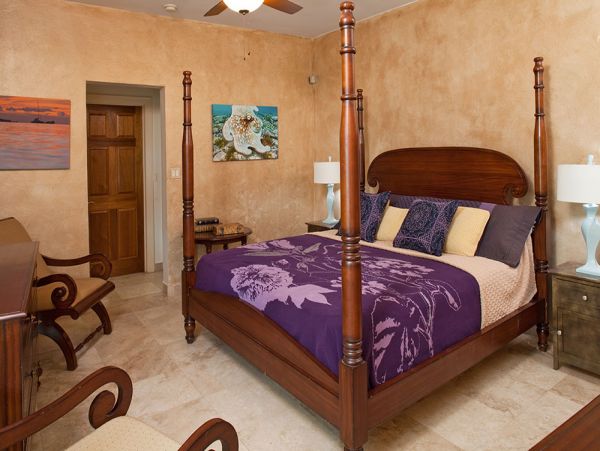 St. John Home 985816