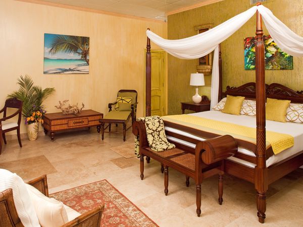 St. John Home 985816