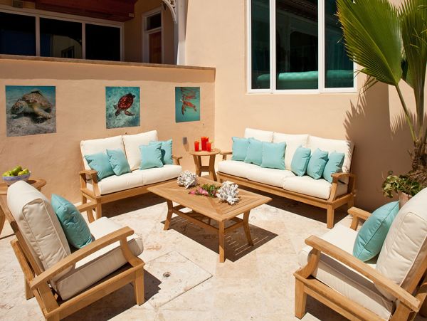 St. John Home 985816