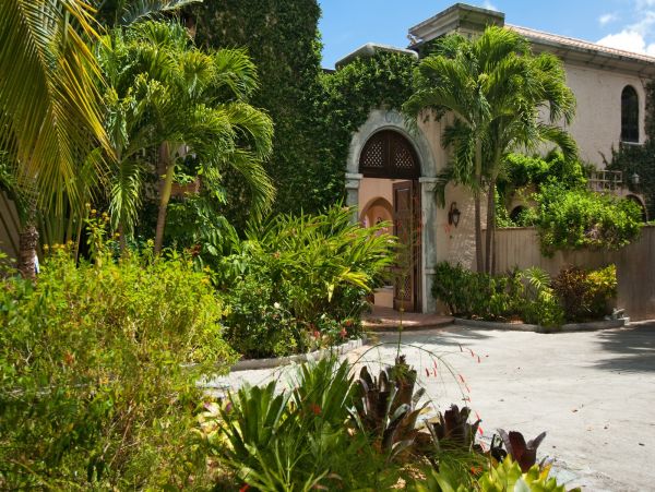 St. John Home 985820