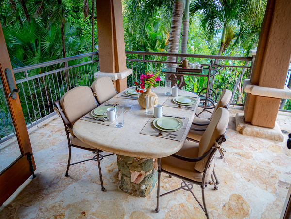 St. John Home 985821