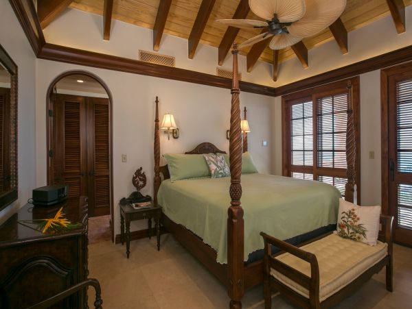 St. John Home 985822