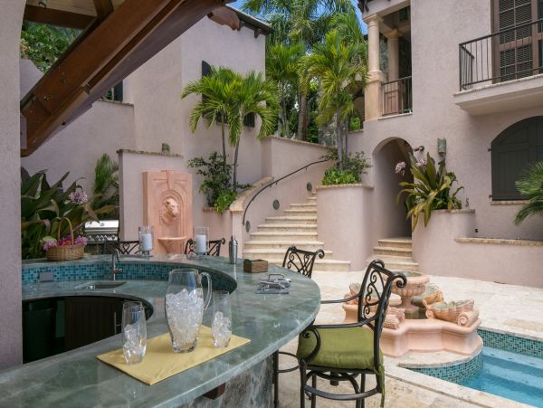 St. John Home 985822