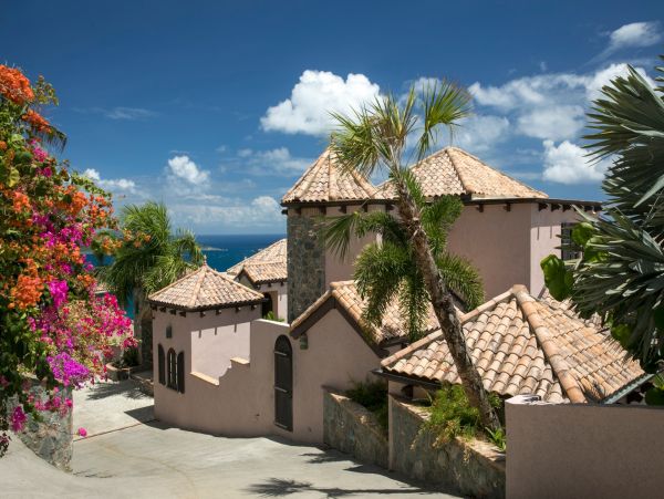 St. John Home 985822