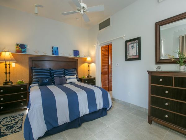 St. John Home 985823
