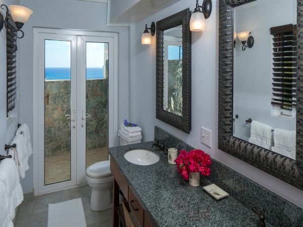 St. John Home 985823