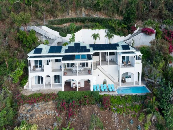 St. John Home 985823