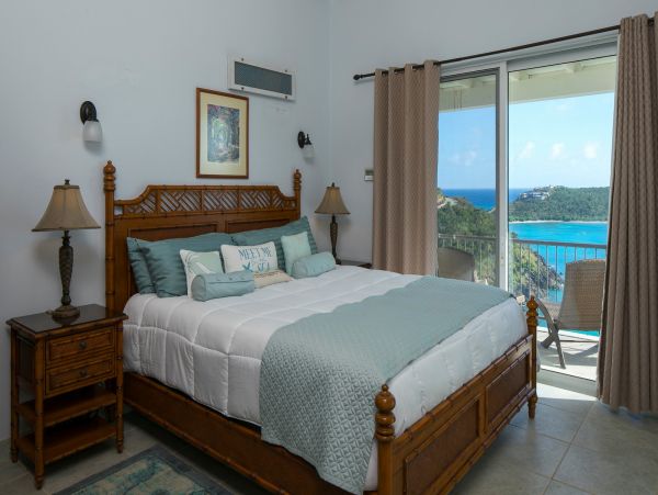 St. John Home 985823