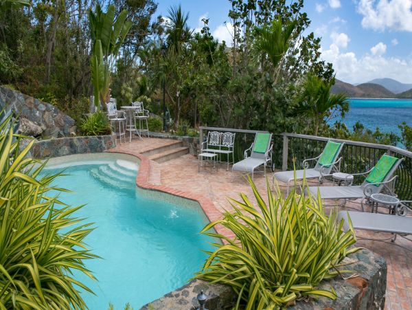 St. John Home 985825