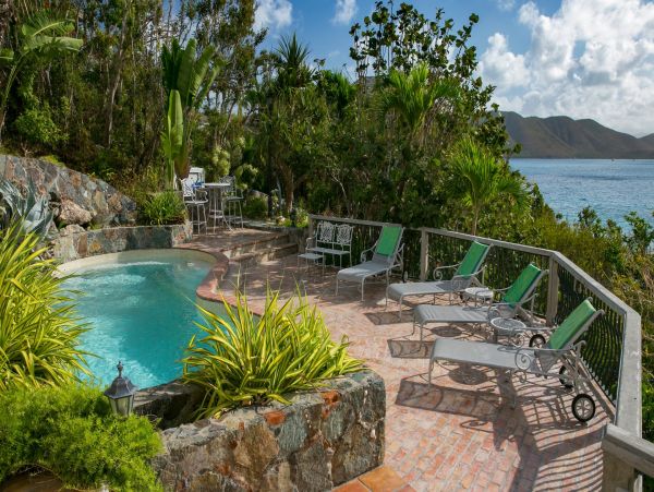 St. John Home 985825