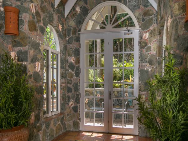 St. John Home 985825