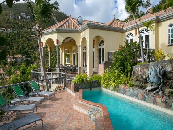 St. John Home 985825