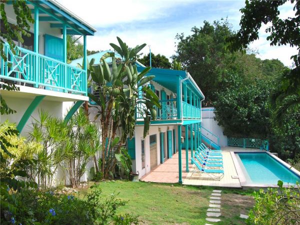 St. John Home 985827