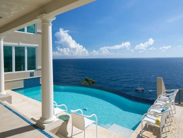 St. John Home 985829