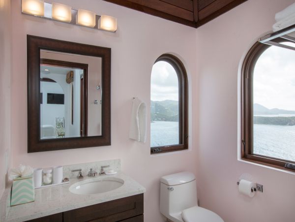 St. John Home 985831