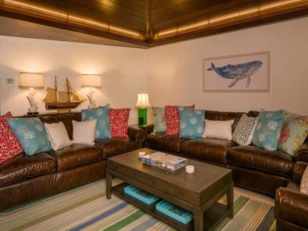 St. John Home 985831