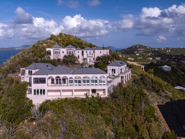 St. John Home 985831