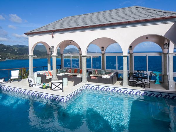 St. John Home 985831