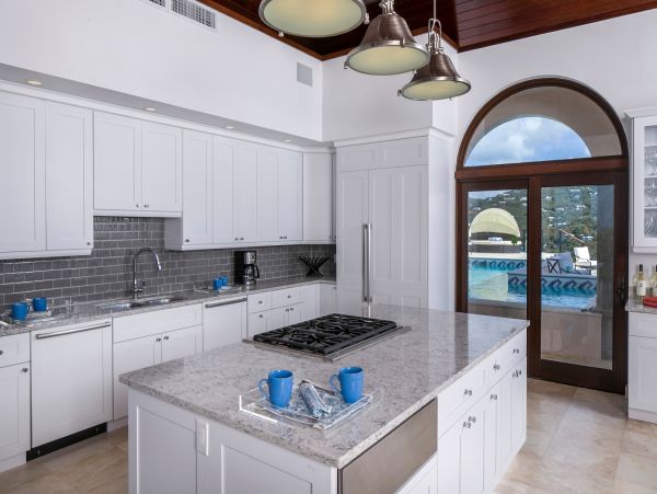 St. John Home 985831