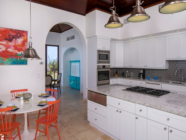 St. John Home 985831