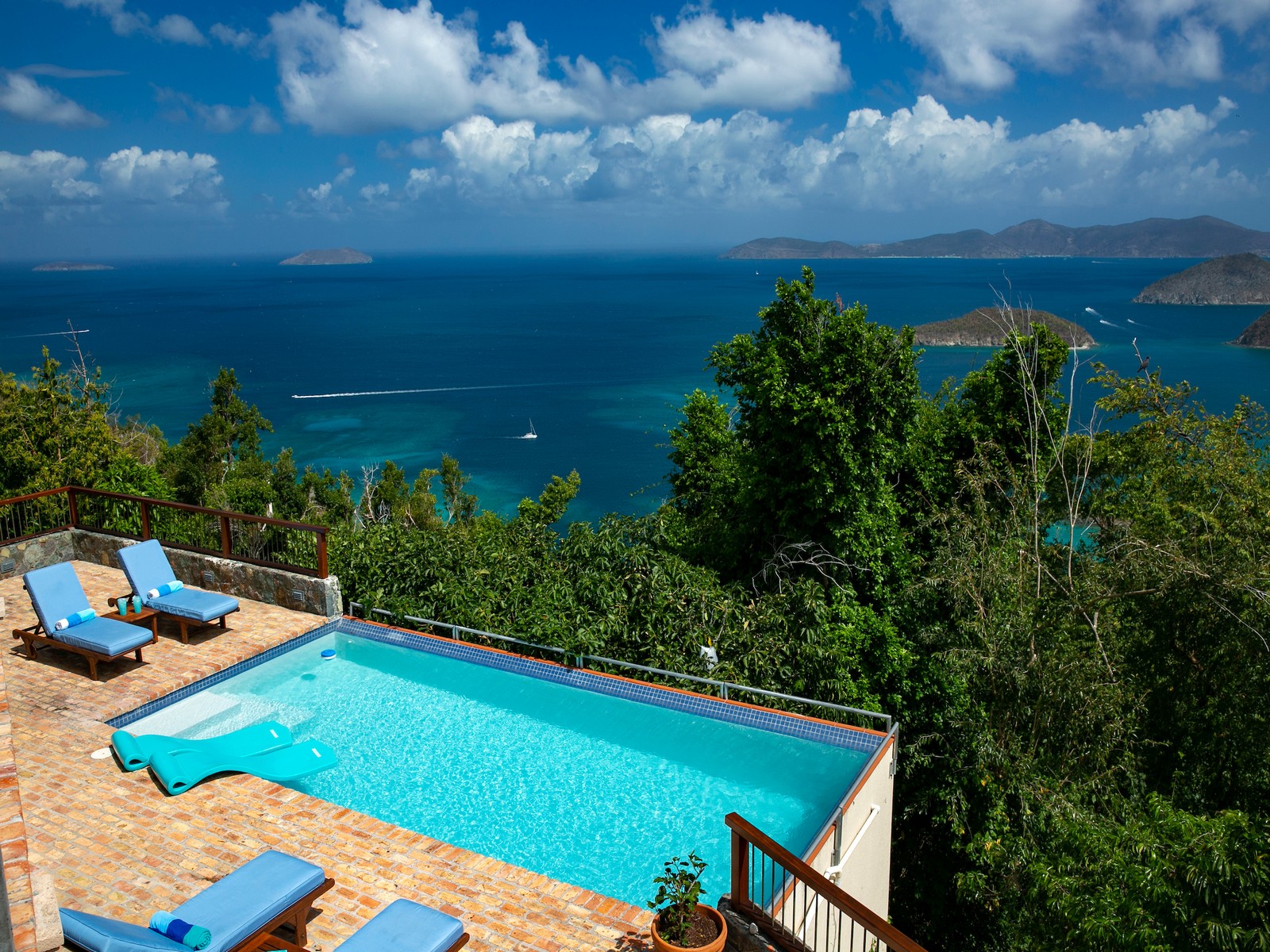 St. John Home 985832