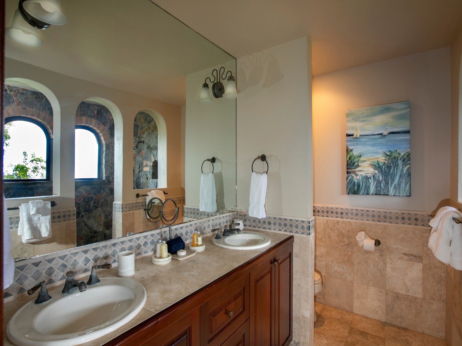 St. John Home 985832