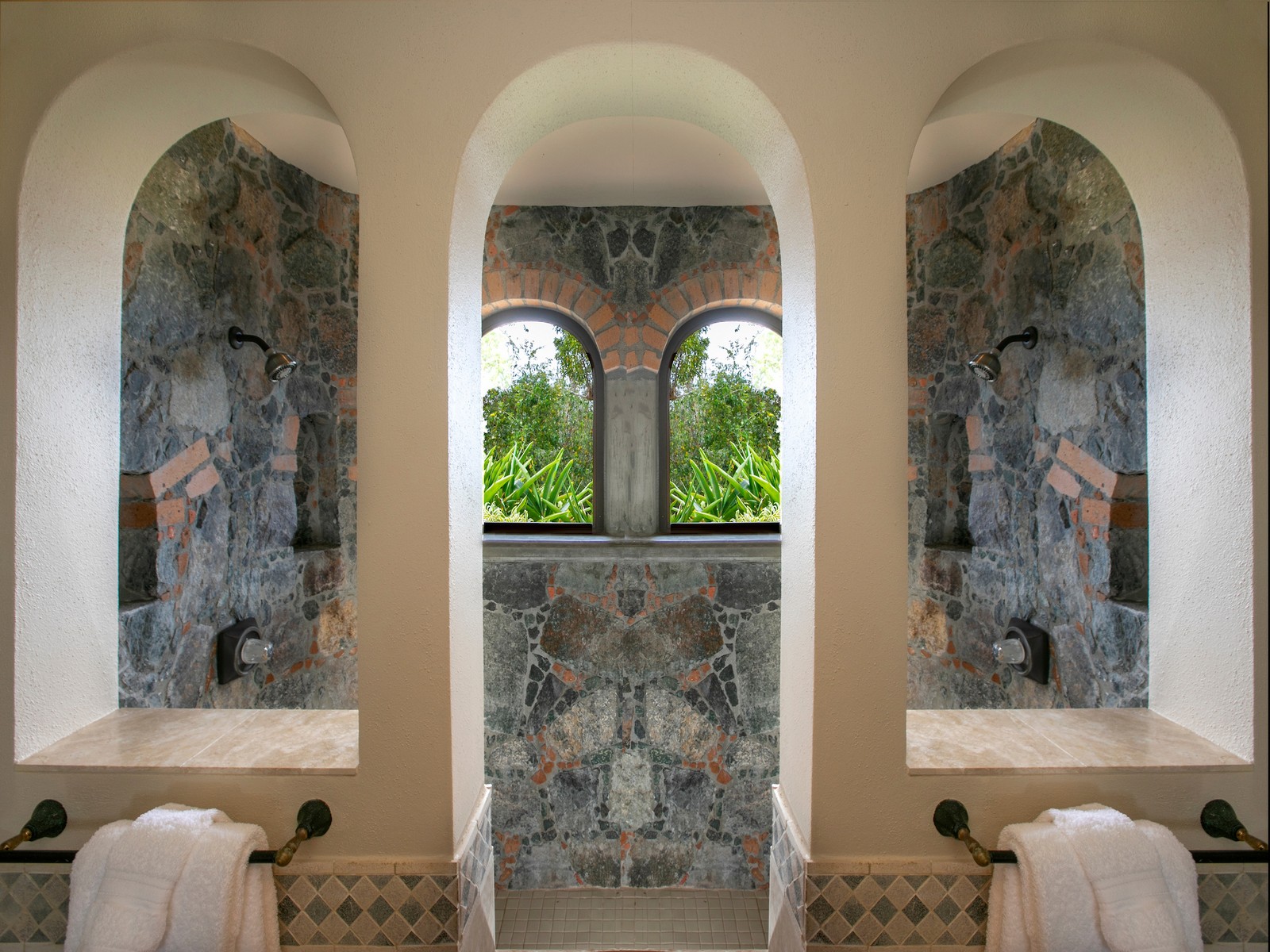 St. John Home 985832
