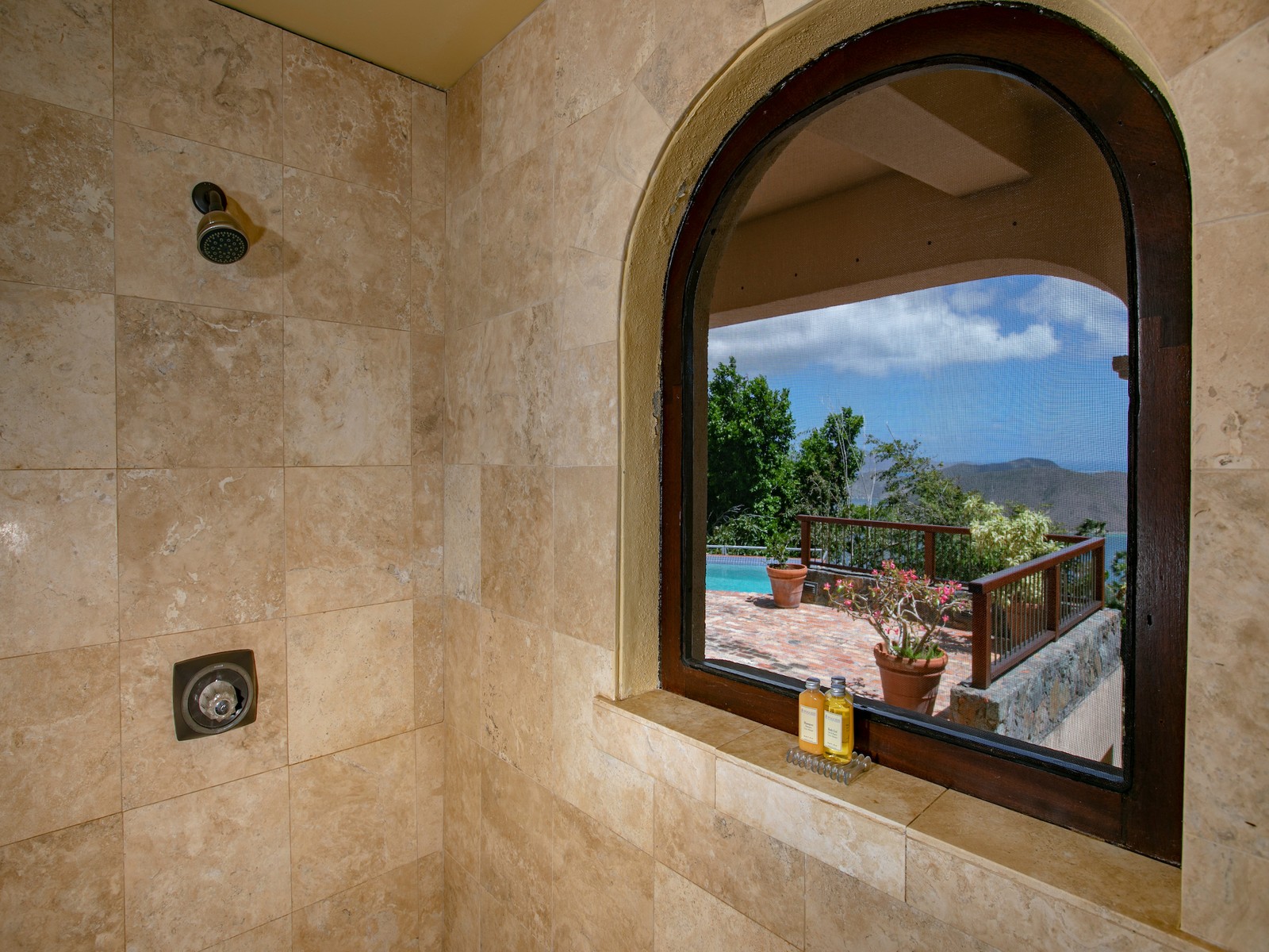 St. John Home 985832