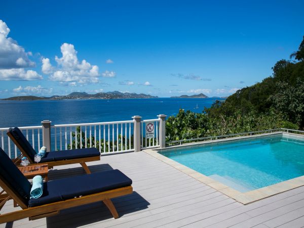 St. John Home 985833