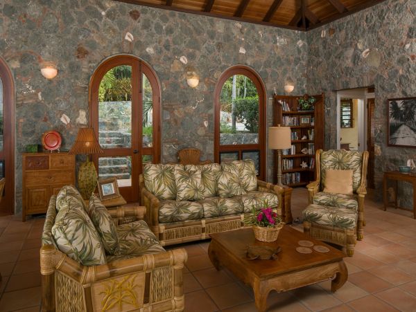St. John Home 985833