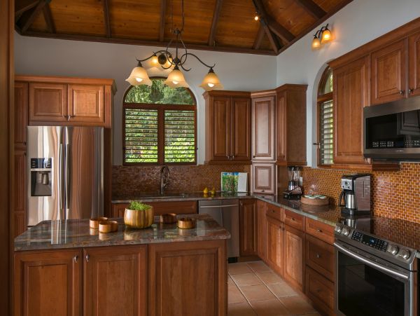 St. John Home 985833