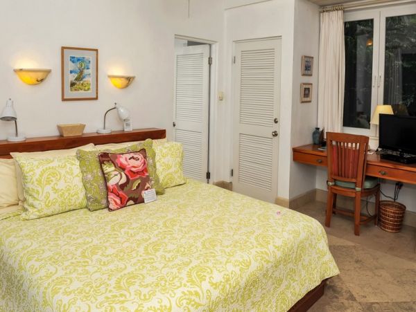 St. John Home 985834