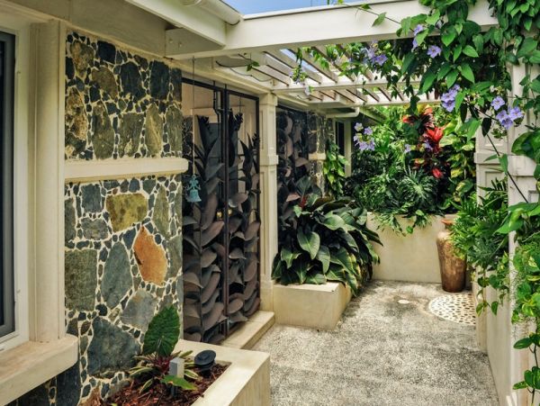 St. John Home 985834