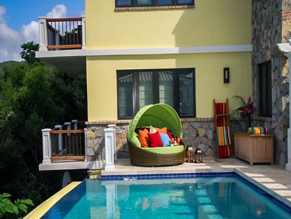 St. John Home 985836