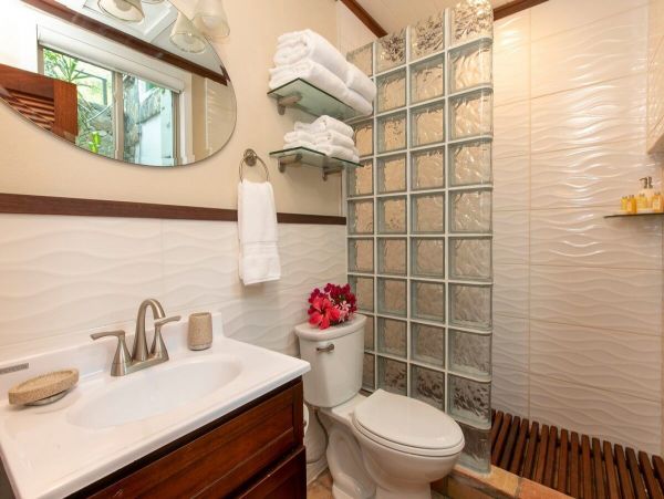 St. John Home 985838