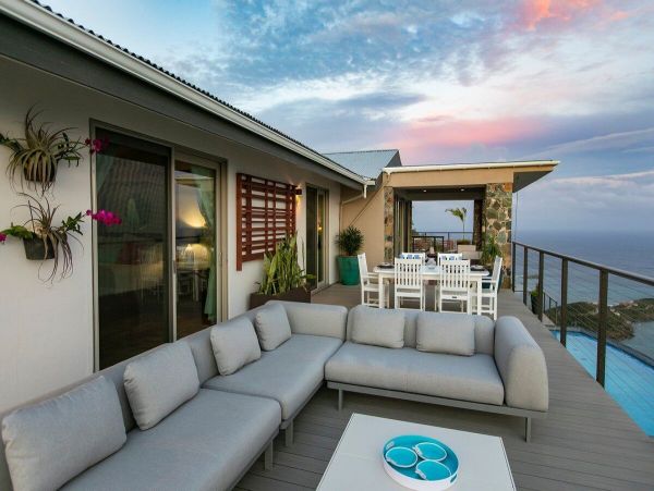 St. John Home 985838